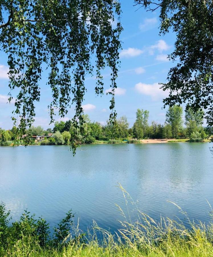 Vila Wohnen-Auf-Zeit-Am-See Großostheim Exteriér fotografie