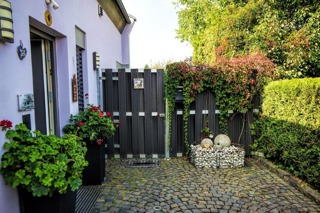Vila Wohnen-Auf-Zeit-Am-See Großostheim Exteriér fotografie
