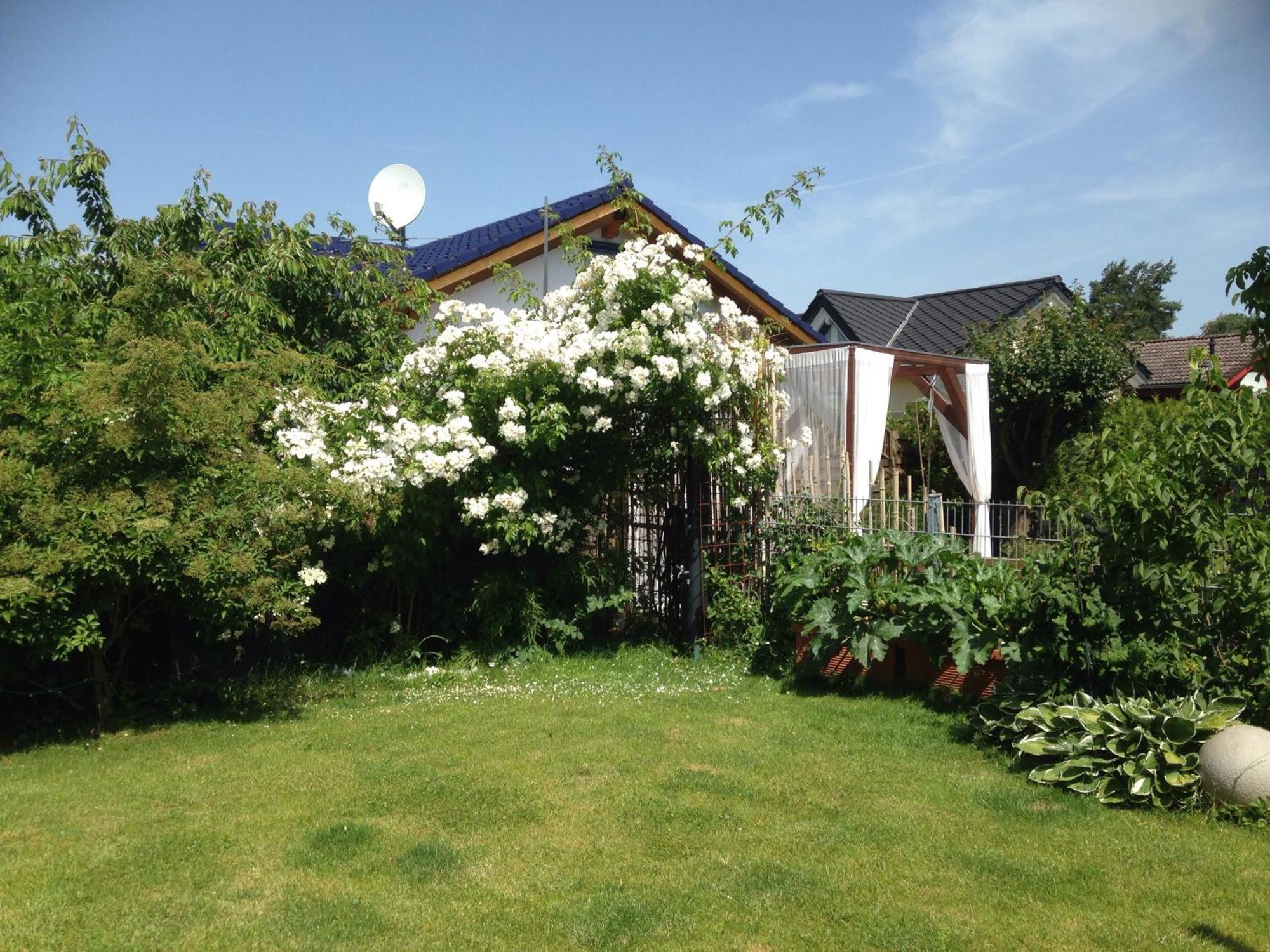 Vila Wohnen-Auf-Zeit-Am-See Großostheim Exteriér fotografie